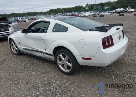2009 Ford Mustang V6/V6 Premium z USA, uszkodzony, nr VIN 1ZVHT80N595126548